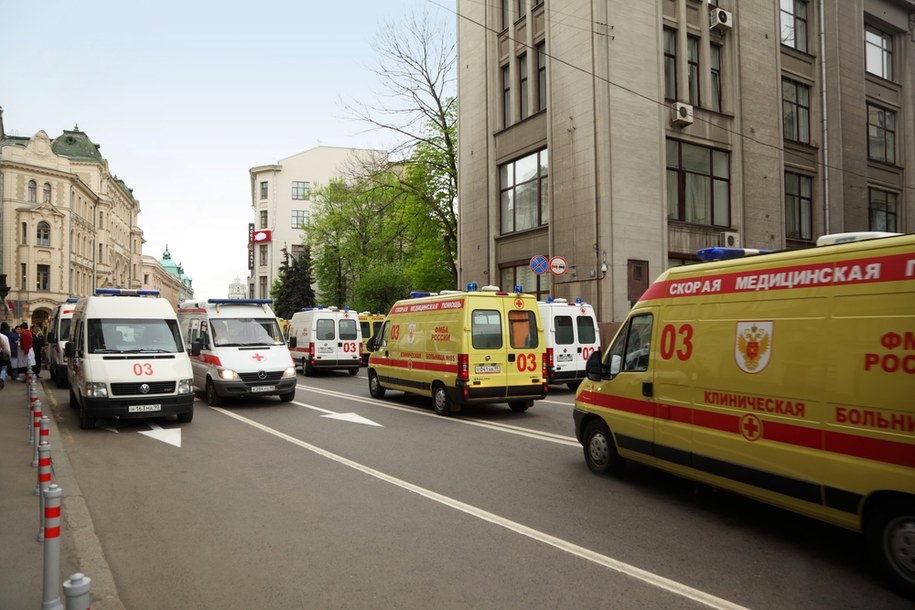Potęęna eksplozja Rozsadziła blok w Rosji. Są zabici i ranni