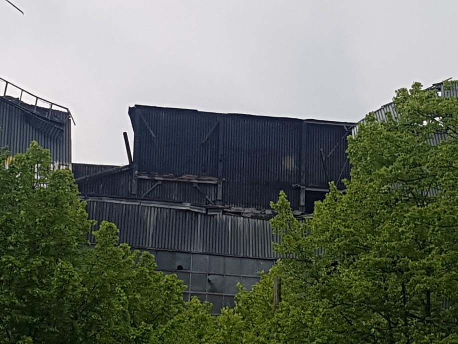 Zawalony budynek sortowni w Mysłowicach /Gorąca Linia /Gorąca Linia RMF FM