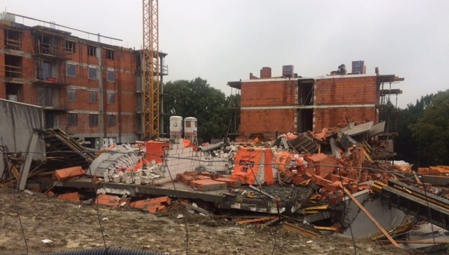 Zawalony budynek w Bielsku-Białej /Anna Kropaczek /RMF FM