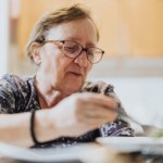 Zawierają mnóstwo jodu. Seniorzy powinni jeść regularnie 