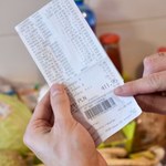 Zawierają toksyczne cząsteczki. Dostajemy je do ręki niemal codziennie