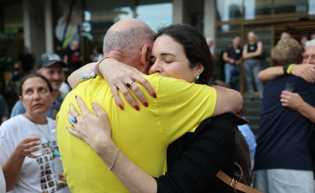 Zawieszenie broni w Strefie Gazy poprzedziła seria nalotów