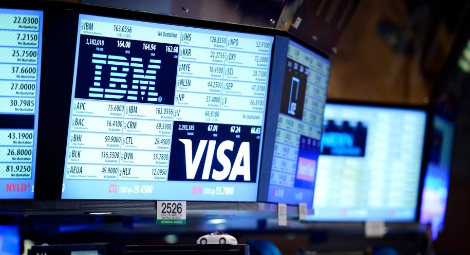 Zawieszono handel na nowojorskiej giełdzie. Wstrzymano wszystkie operacje /JUSTIN LANE /PAP/EPA