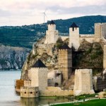 Zawisza Czarny poległ tu w walce z Turkami. Niezwykła historia polskiego rycerza w serbskiej twierdzy