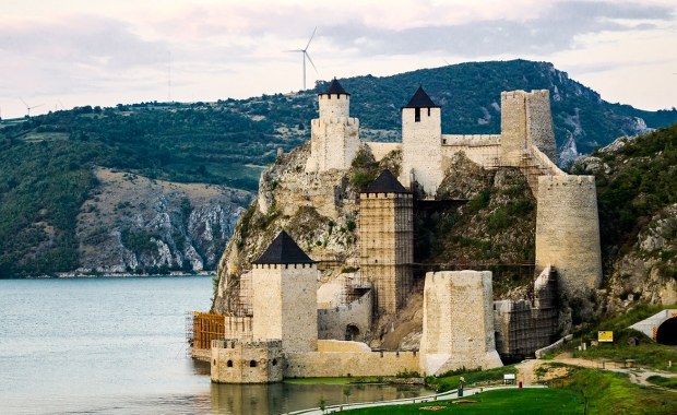 Zawisza Czarny poległ tu w walce z Turkami. Niezwykła historia polskiego rycerza w serbskiej twierdzy