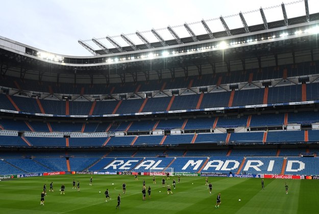 Zawodnicy Legii Warszawa podczas treningu na Santiago Bernabeu przed meczem trzeciej kolejki grupy F Ligi Mistrzów z Realem Madryt /Bartłomiej Zborowski /PAP