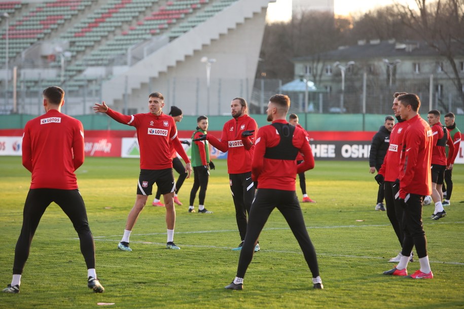 Zawodnicy piłkarskiej reprezentacji Polski podczas treningu / 	Leszek Szymański    /PAP