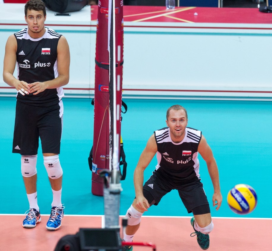 Zawodnicy reprezentacji Polski Andrzej Wrona (po lewej) i Paweł Zatorski podczas treningu w katowickim Spodku /Andrzej Grygiel /PAP