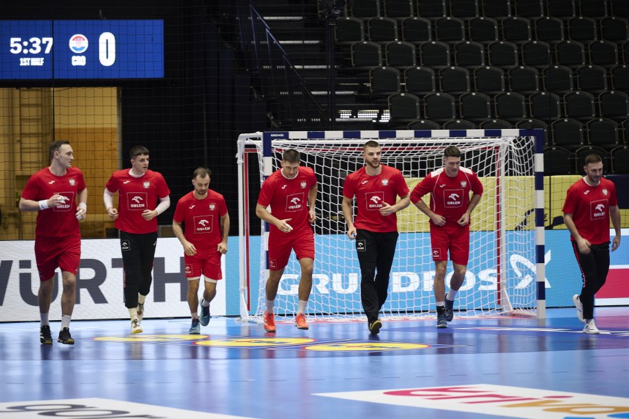 Zawodnicy reprezentacji Polski podczas treningu w Kristianstad / 	Adam Warżawa    /PAP