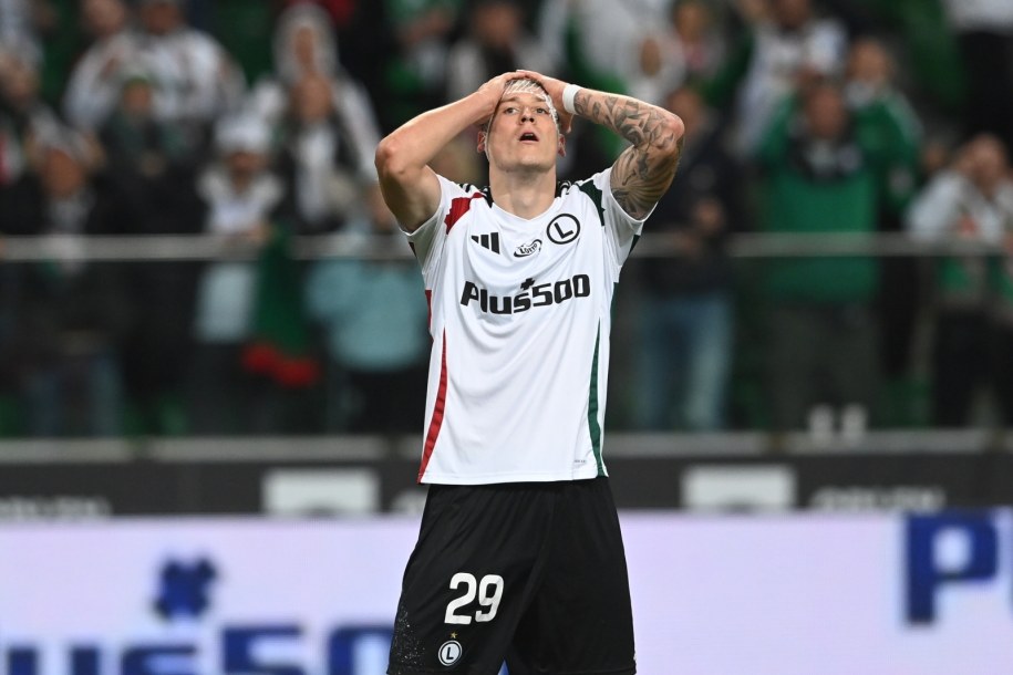 Zawodnik Legii Warszawa Mileta Rajovic /Piotr Nowak /PAP