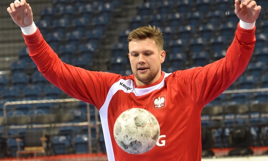 Zawodnik reprezentacji Polski Kamil Syprzak podczas treningu w Tauron Arenie Kraków /Jacek Bednarczyk /PAP