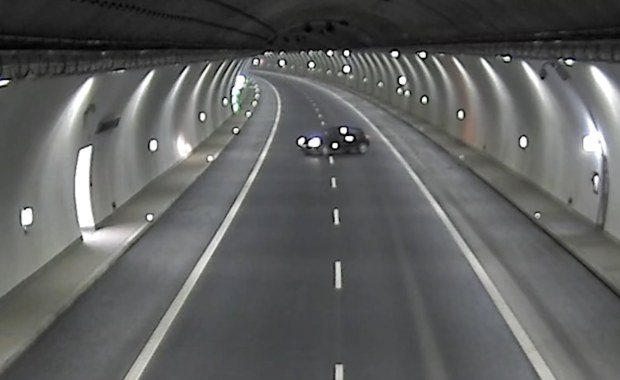 Zawrócił w tunelu na Zakopiance i jechał pod prąd. GDDKiA opublikowała nagranie