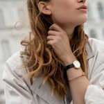 Zawsze na czasie – jak wybrać damski zegarek?