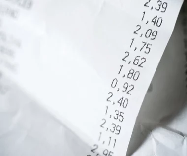 Zbierała porzucone paragony. W tydzień ukradła 3 tys. zł
