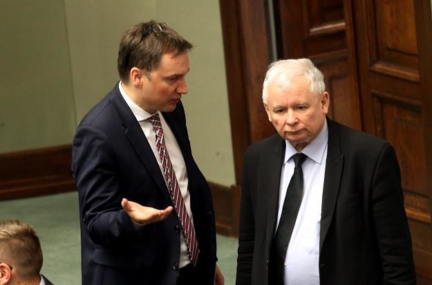 Zbigniew Ziobro (L), minister sprawiedliwości i Jarosław Kaczyński, lider PiS. Fot. Kuba Atys /AGENCJA GAZETA