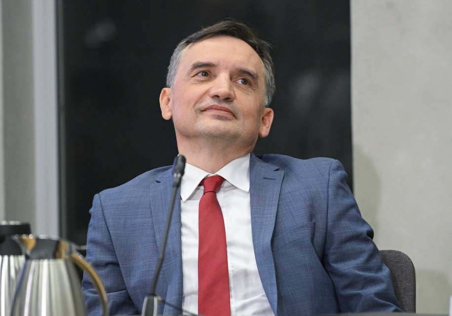 Zbigniew Ziobro, zdj. z września 2025, kiedy były minister sprawiedliwości w rządzie PiS zeznawał przed Komisją śledczą ds. inwigilacji systemem Pegasus / 	Marcin Obara  /PAP