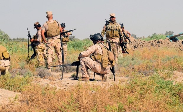 Zbiorowy grób z ciałami ponad 400 osób w pobliżu Faludży. To tereny kontrolowane przez ISIS