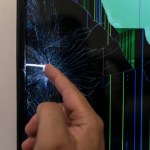 ekran Zbity ekran telewizora. Czy wymiana matrycy ma sens?