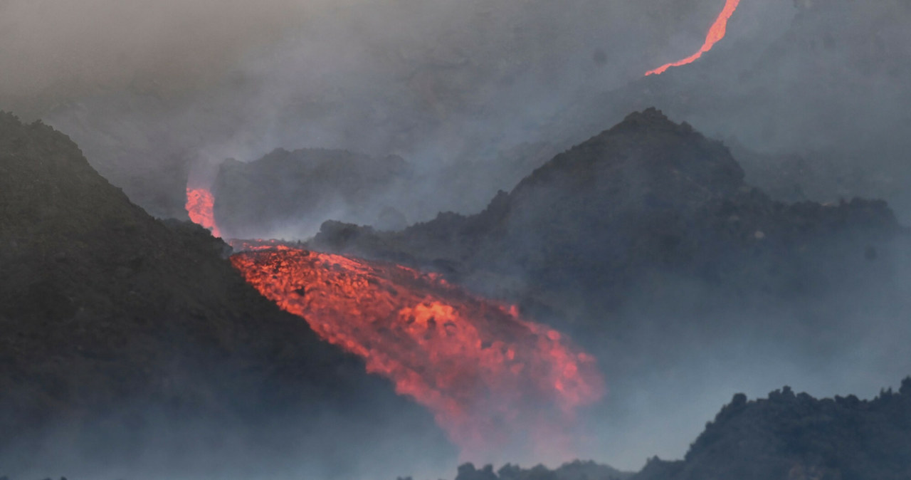Zbocza wulkanu Pacaya są nadal bardzo niebezpieczne /AFP /East News
