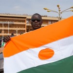 Zbrojna interwencja w Nigrze? Junta zamknęła przestrzeń powietrzną