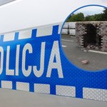 Zbudowali igloo z kostki brukowej. Policja znalazła coś jeszcze