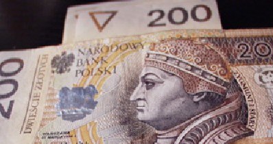 Zdaniem ekspertó NBP, sprzedaży polskich towarów za granicę sprzyja słaby złoty /INTERIA.PL
