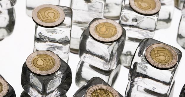 Zdaniem HSBC złoty jest najbardziej wrażliwy spośród walut regionu /&copy; Panthermedia