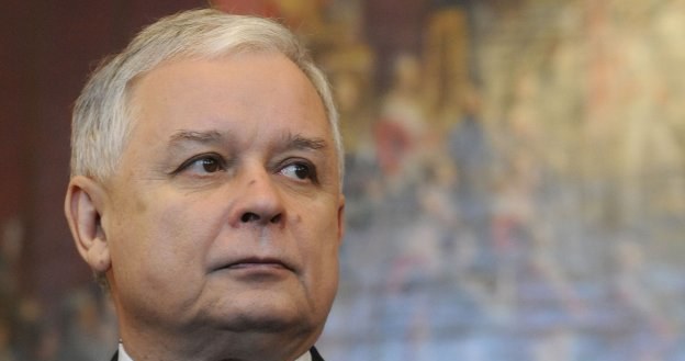 Zdaniem prezydenta Lecha Kaczyńskiego przepisy blokują działania inspekcji pracy /AFP