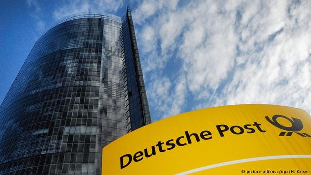 Zdaniem zarządu Poczty Niemieckiej tylko prawdziwe okazy zdrowia mają szanse na stałe zatrudnienie w tej firmie /Deutsche Welle