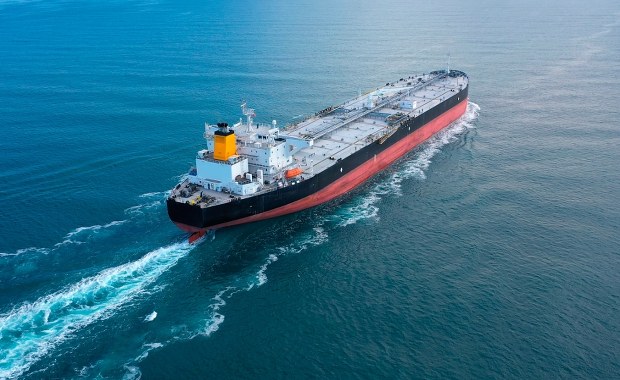 Zdecydowana reakcja Francji. Wojsko na pokładzie tankowca z floty cieni