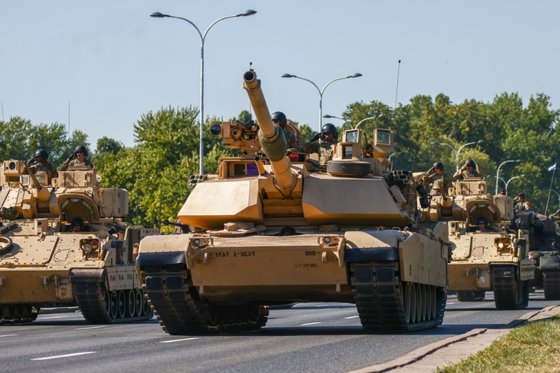 Zdecydowanie najwięcej paliwa zużywa Abrams. Polska zamierza kupić 366 egzemplarzy tego czołgu /Beata Zawrzel /Reporter