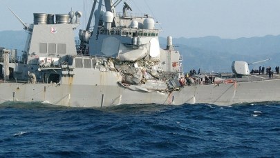 Zderzenie amerykańskiego niszczyciela z japońskim statkiem. Siedmiu Amerykanów poszukiwanych 