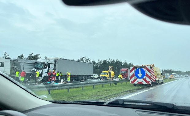 Zderzenie ciężarówek na A4. Tworzą się korki