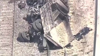 Zderzenie ciężarówki i pociągu. Dwie osoby zginęły