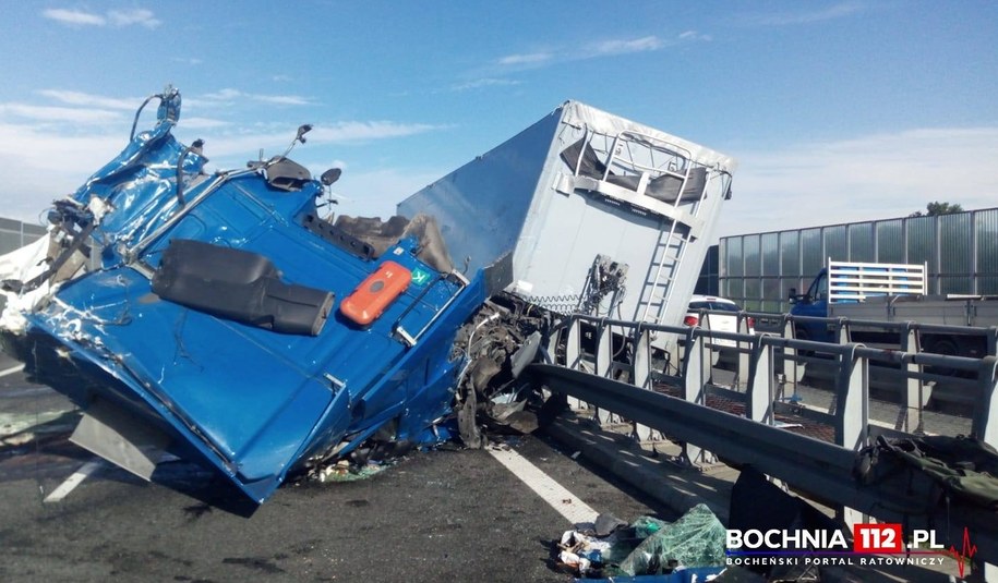 Zderzenie dwóch ciężarówek na autostradzie A4 /Bochnia112.pl - Bocheński Portal Ratowniczy /
