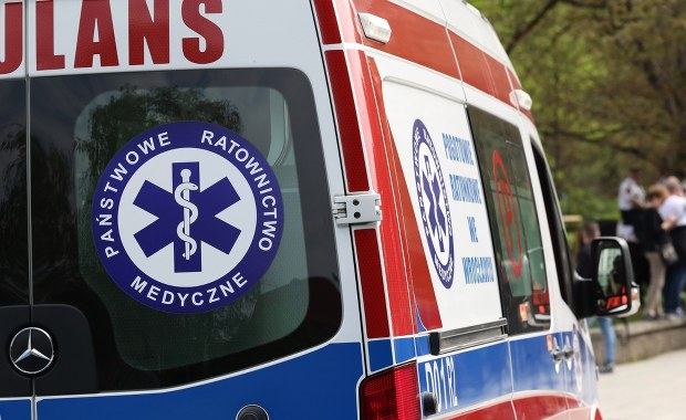 Zderzenie karetki z autem osobowym. Są utrudnienia 