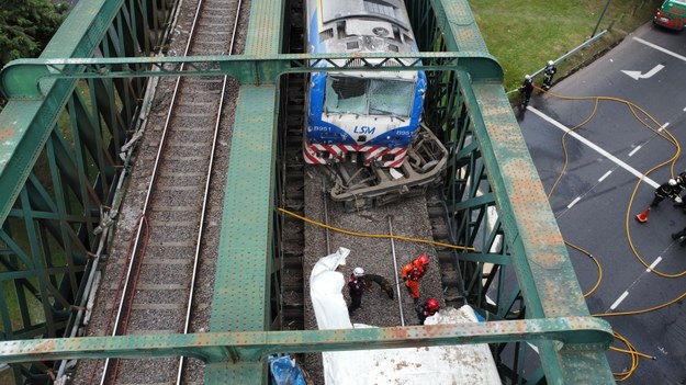Zderzenie pociągów w Buenos Aires /LUCIANO GONZALEZ /EPA