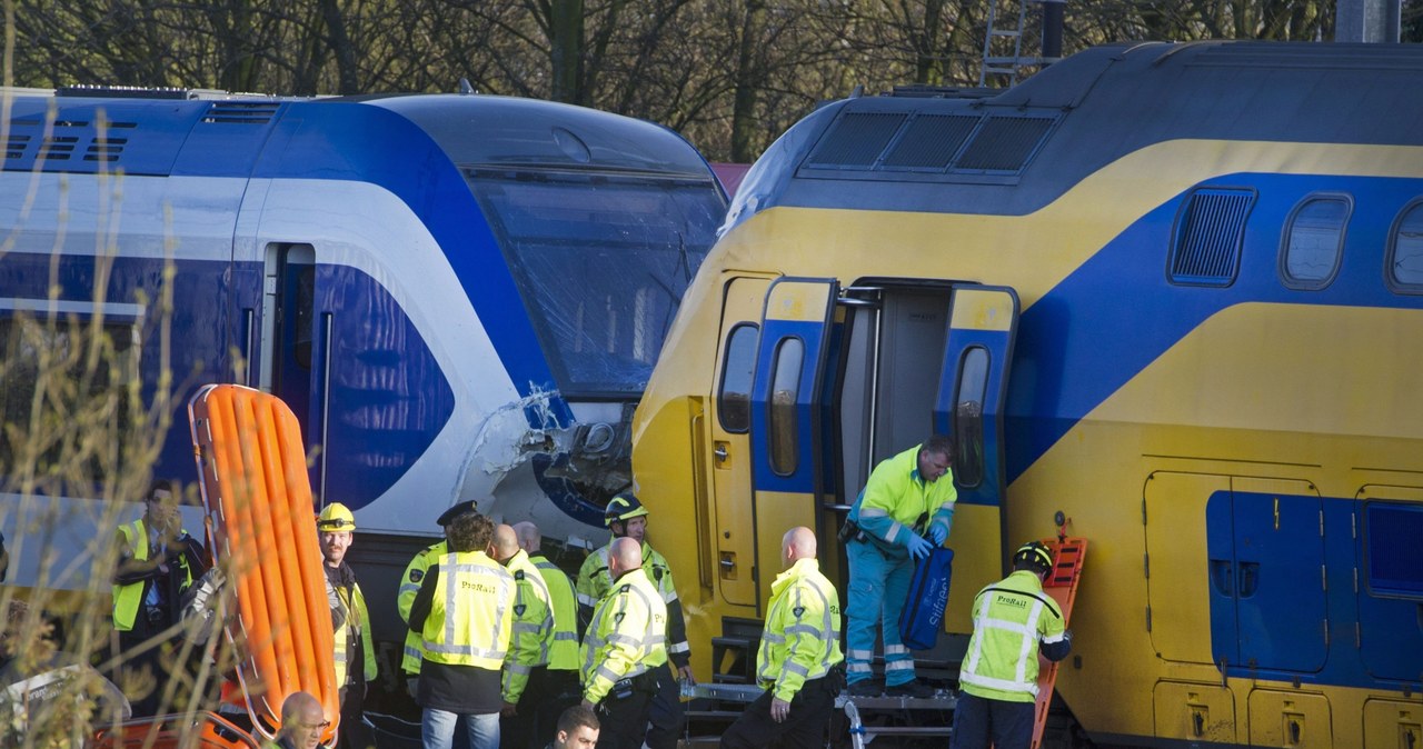 Zderzenie pociągów w Holandii - 136 rannych