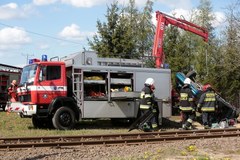 Zderzenie pociągu z autem osobowym. Są ranni