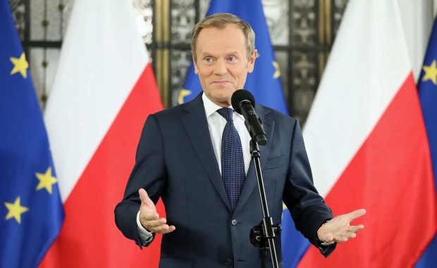 "Zderzenie rządu PiS ze ścianą". Tusk komentuje unijną debatę o Polsce 