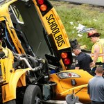 Zderzenie szkolnego autobusu z ciężarówką w USA. Są ofiary