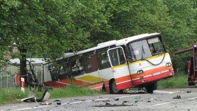Zderzenie tira, autobusu i osobówki. Jeden z kierowców był pijany 