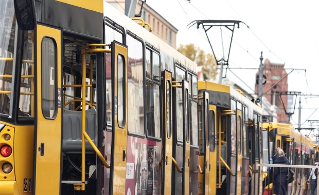 Zderzenie tramwajów w Warszawie. Ranni w szpitalu