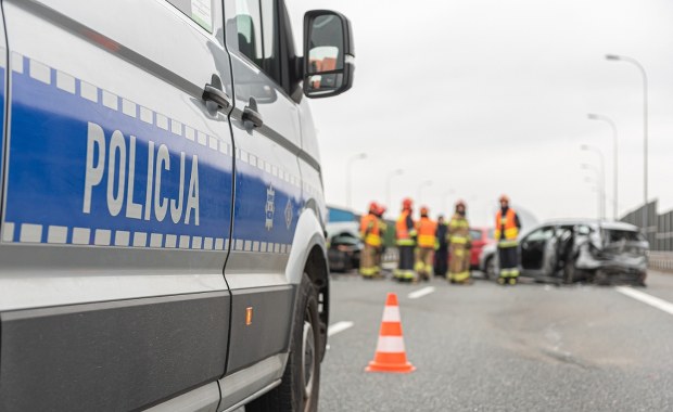 Zderzenie trzech pojazdów na trasie S6. Lądował śmigłowiec LPR