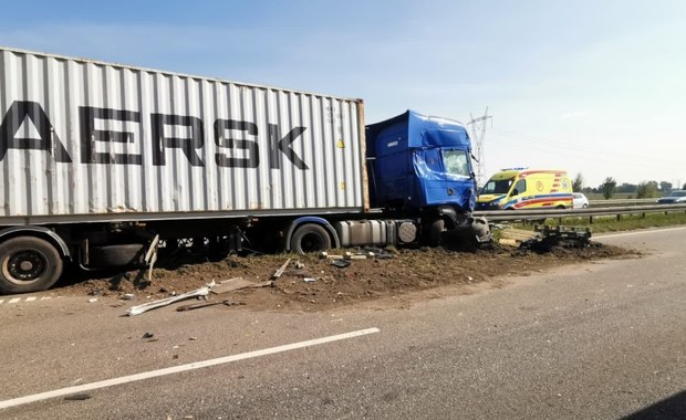 Zderzenie trzech samochodów w Gdańsku. Kierowcy utknęli w korkach