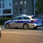 Zderzenie z radiowozem w Brodnicy. Kierowca osobówki w rękach policji