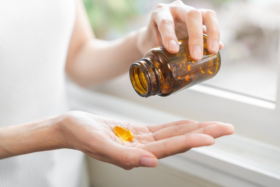 zdj. ilustracyjne / Lekarz wydał ostrzeżenie dotyczące popularnego suplementu /Shutterstock