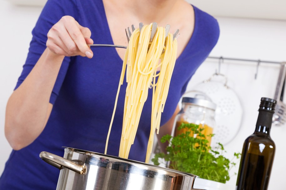 zdj. ilustracyjne/Makaron na drugi dzień - zdrowy czy nie? /Shutterstock