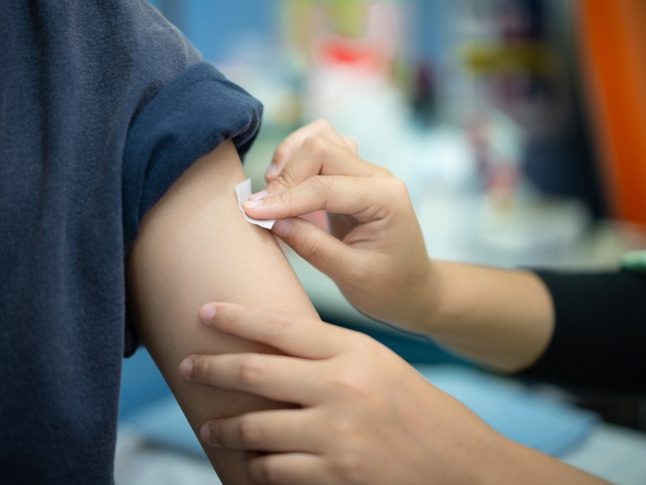 zdj. ilustracyjne / Szczepienia - pytania i odpowiedzi /Shutterstock