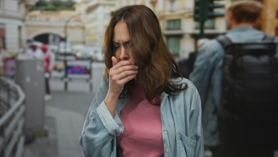 zdj. ilustracyjne/Zagraża nie tylko drogom oddechowym. Wiemy na co jeszcze wpływa zanieczyszczenie powietrza /Shutterstock